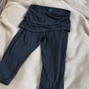 GEEL Black Cropped Leggings